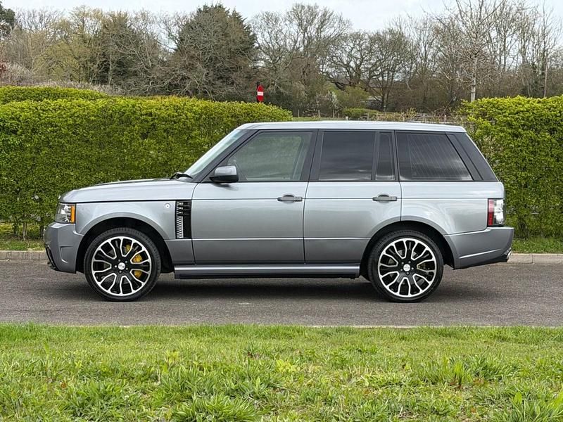 Gebraucht Land Rover Range Rover Vogue 313 PS (230 kW) 2011 Grau SUV
