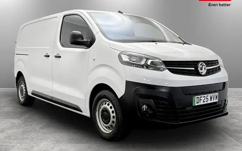 Used Vauxhall Vivaro 100 kW (136 HP) 2023 MPV