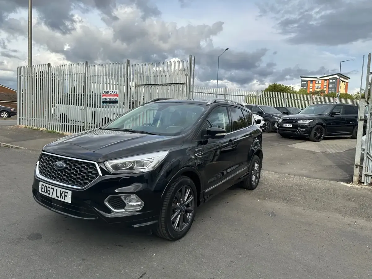Begagnad Ford Kuga 2017 Svart SUV