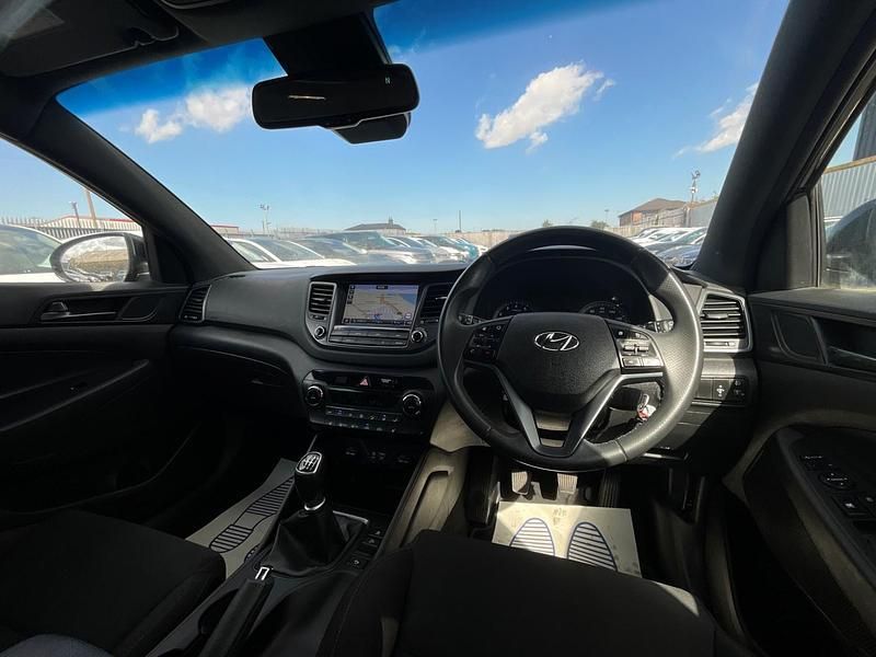 Black Used 2018 Hyundai Tucson GO! SUV | £10,890 (Good price) - Image 1/3