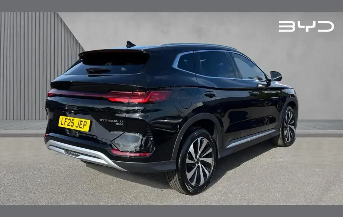 Used BYD Seal U Boost 218 HP (160 kW) 2025 Black SUV