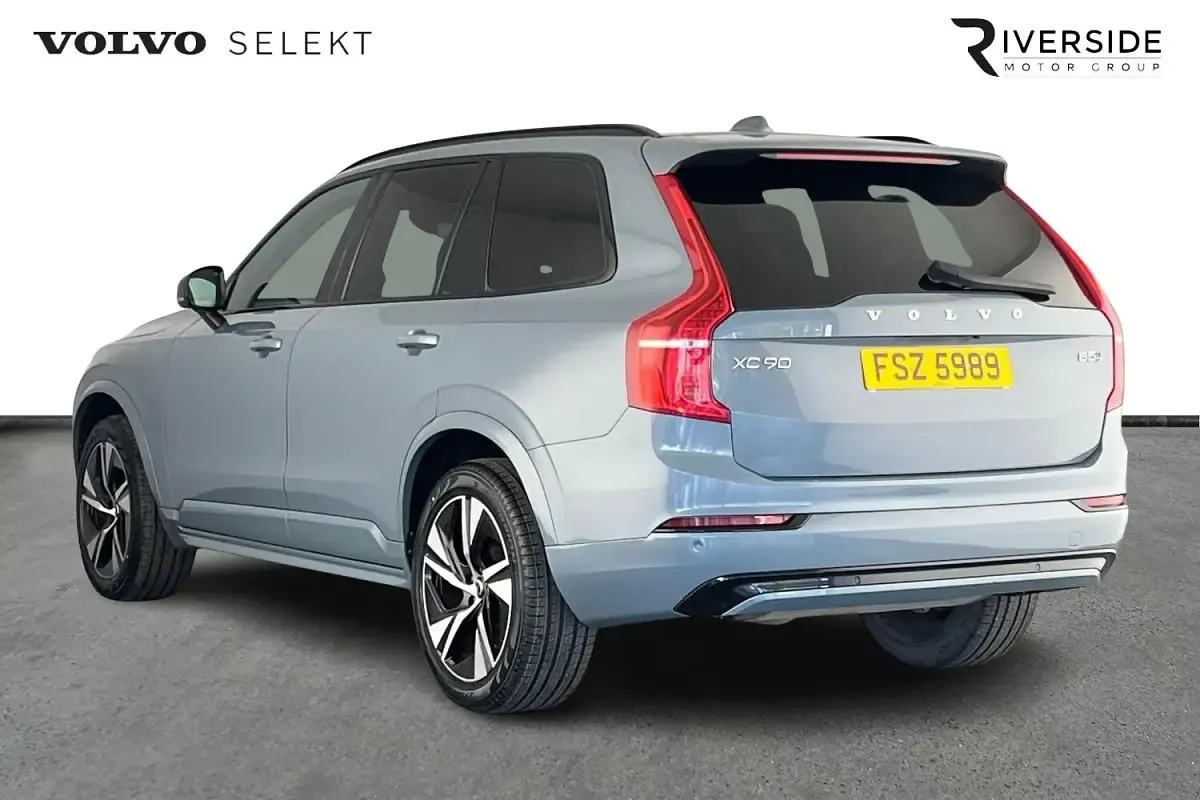 Used Volvo XC90 R-Design 250 HP (183 kW) 2021 Grey SUV