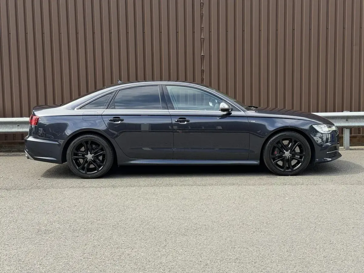 Used Audi S6 Sport 450 HP (330 kW) 2015 Blue Sedan