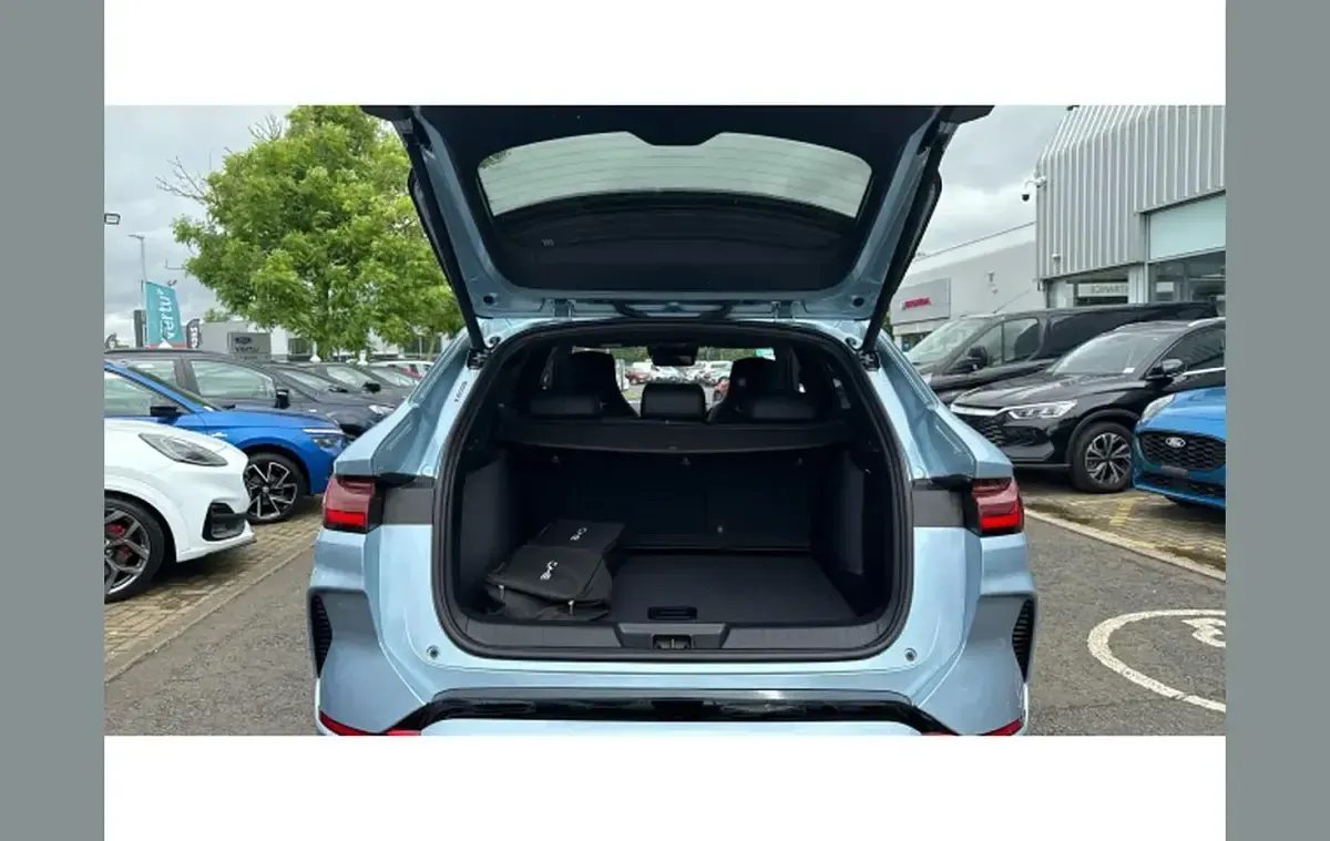 Used BYD Seal U Boost 324 HP (238 kW) 2026 Other SUV