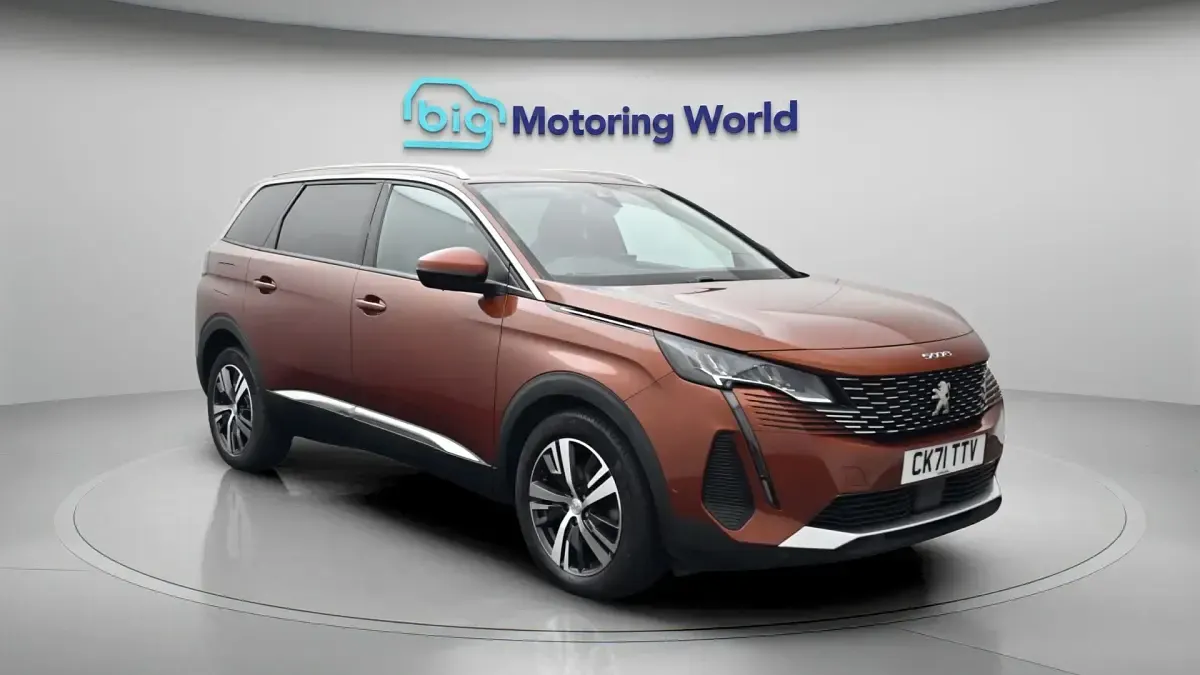 Used Peugeot 5008 Allure 131 HP (96 kW) 2021 SUV