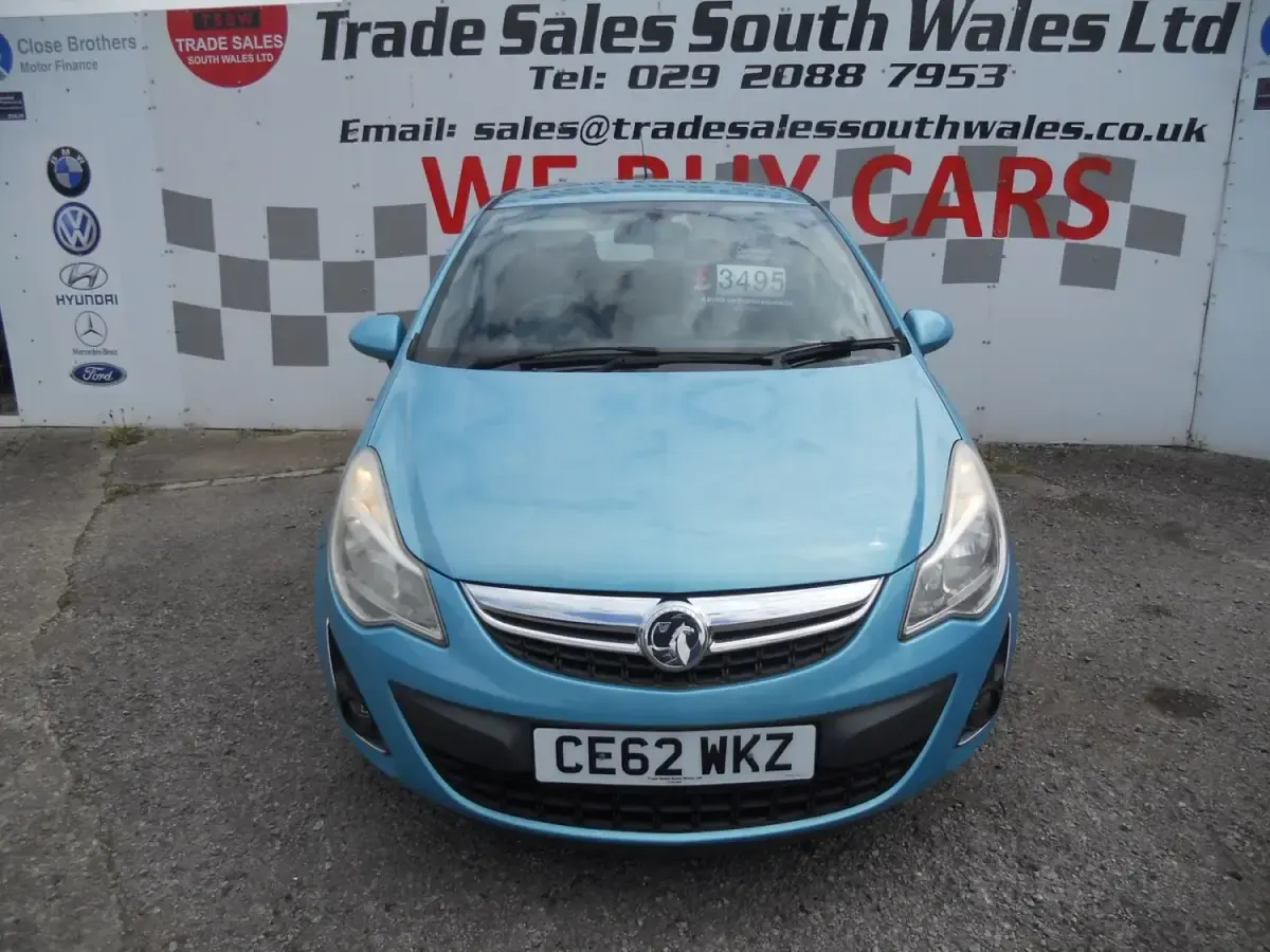 Usado Vauxhall Corsa Active 100 CV (73 kW) 2012 Azul Utilitario