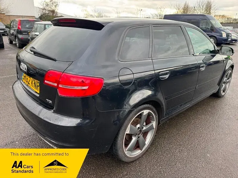Used Audi A3 Sportback S-Line 140 HP (102 kW) 2012 Black Hatchback