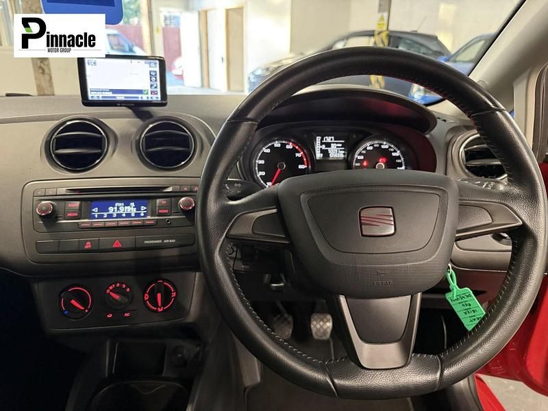 Used Seat Ibiza Sport 85 HP (62 kW) 2013 Red Hatchback