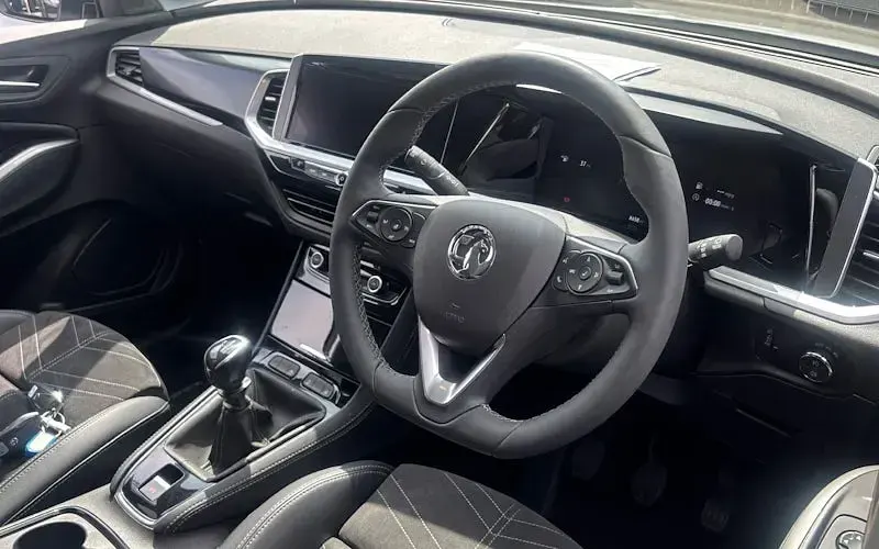 Used Vauxhall Grandland X Ultimate 131 HP (96 kW) 2024 White SUV
