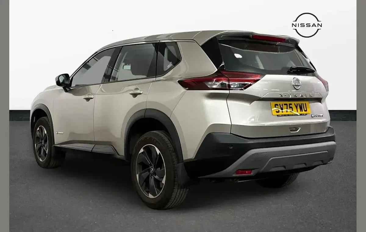 Used Nissan X-Trail Acenta Premium 204 HP (150 kW) 2025 Silver SUV