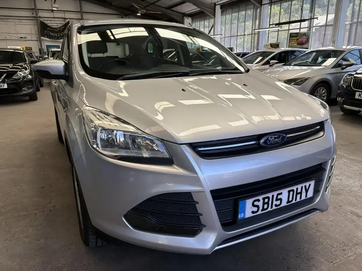 Used Ford Kuga Zetec 150 HP (110 kW) 2015 Silver SUV