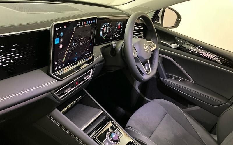 Used VW Tiguan Elegance 150 HP (110 kW) 2025 SUV