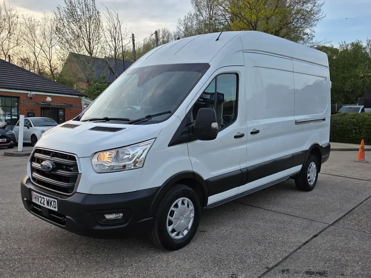 Second-hand Ford Transit Trend 130 CP (95 kW) 2022 Alb Van