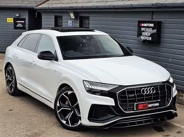 White Used 2019 Audi Q8 S-Line SUV | £35,489 (Expensive) - Image 1/1