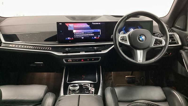 Used BMW X7 M Sport 347 HP (255 kW) 2023 White SUV