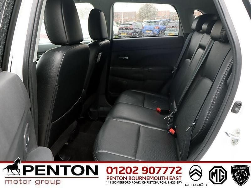 Used Ford Kuga ST-Line X 180 HP (132 kW) 2017 White SUV