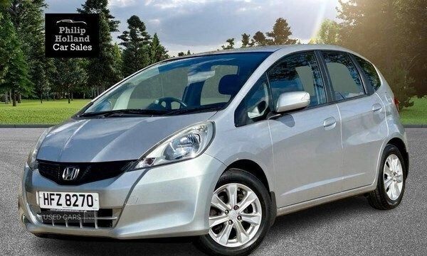 Silver Used 2011 Honda Jazz ES Hatchback | £4,495 (Good price) - Image 1/4