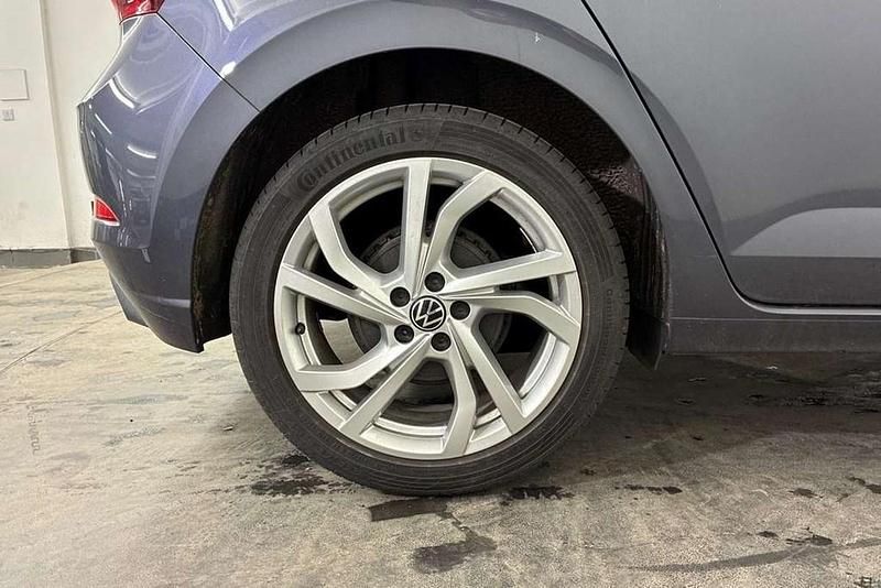 Used VW Polo Style 95 HP (69 kW) 2023 Grey Hatchback