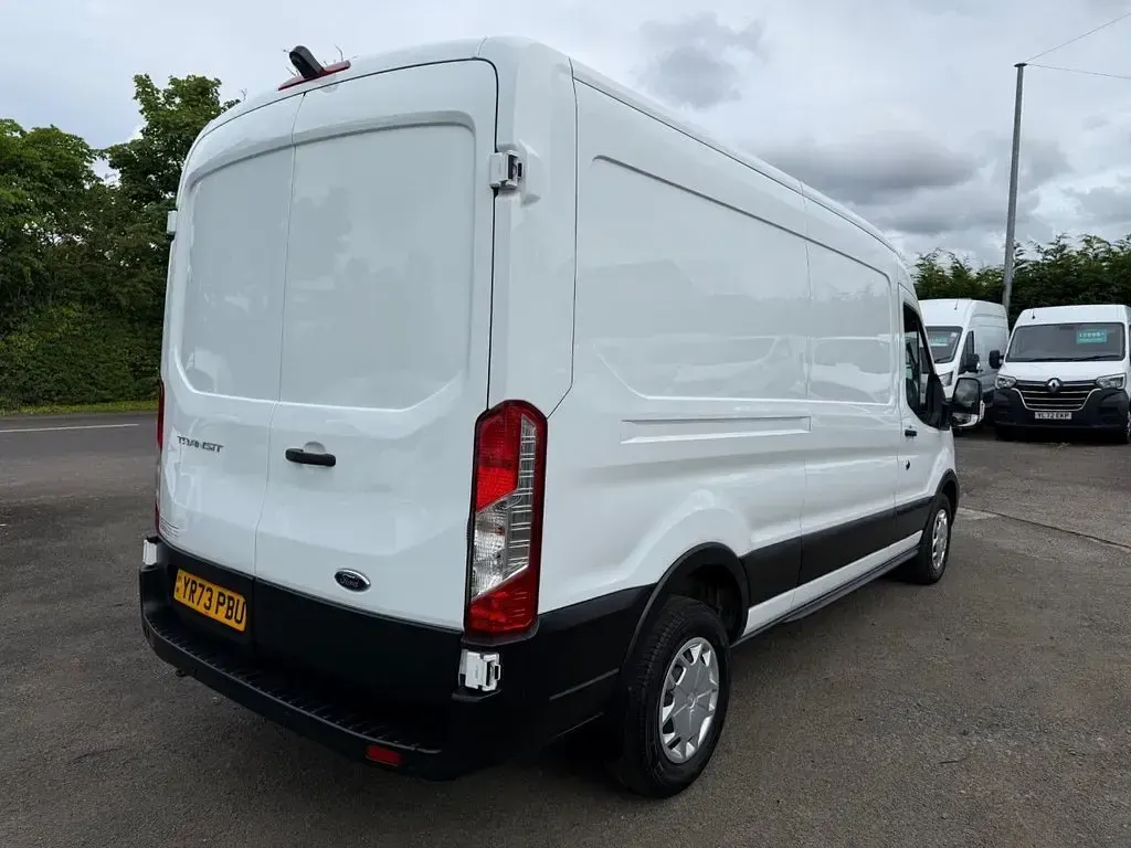 Used Ford Transit Trend 136 HP (100 kW) 2023 White Van