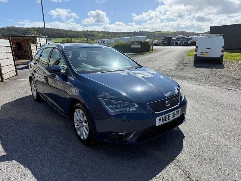 Begagnad Seat Leon Ecomotive 110 HK (80 kW) 2016 Blå Kombi