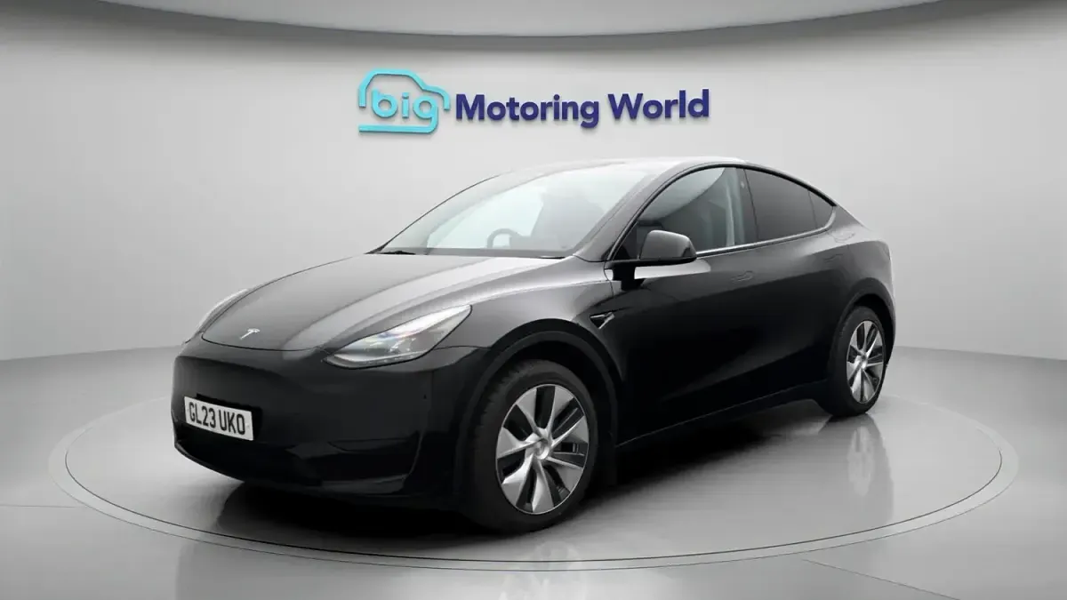 Used Tesla Model Y RWD 219 kW (299 HP) 2023 Black SUV