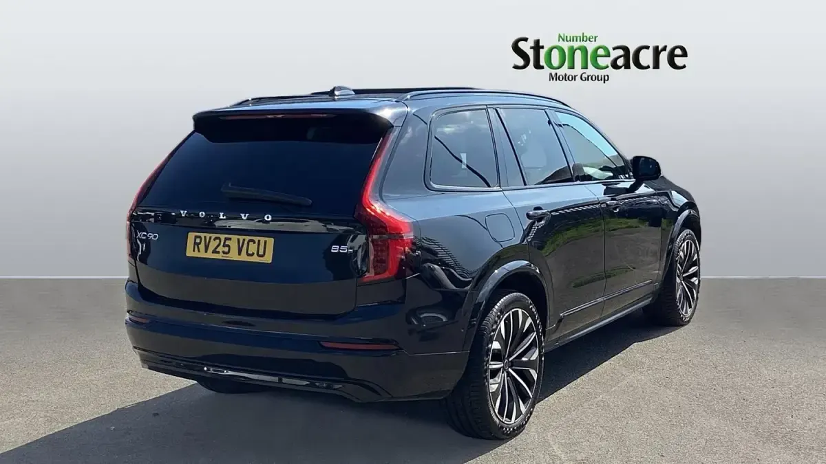 Used Volvo XC90 Plus 455 HP (334 kW) 2025 Black SUV