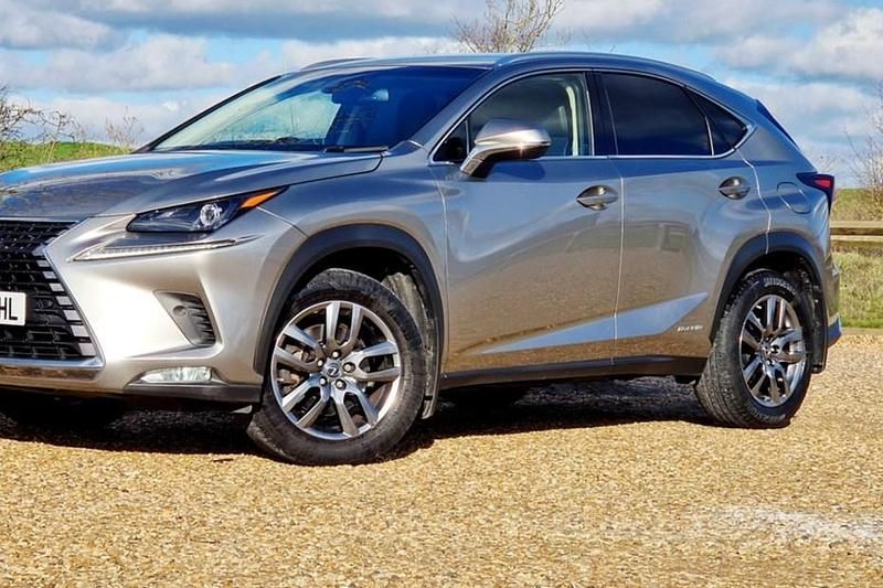 Used Lexus NX300h Luxury Line 197 HP (144 kW) 2018 SUV