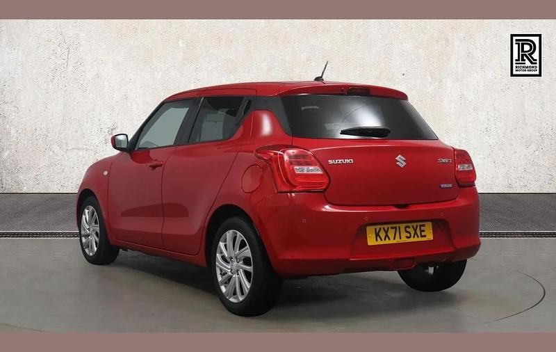 Used Suzuki Swift SZ-T 83 HP (61 kW) 2021 Red Hatchback