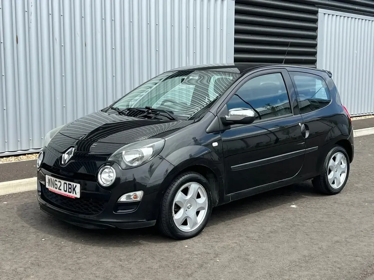 Used Renault Twingo Dynamique 75 HP (55 kW) 2012 Black Hatchback