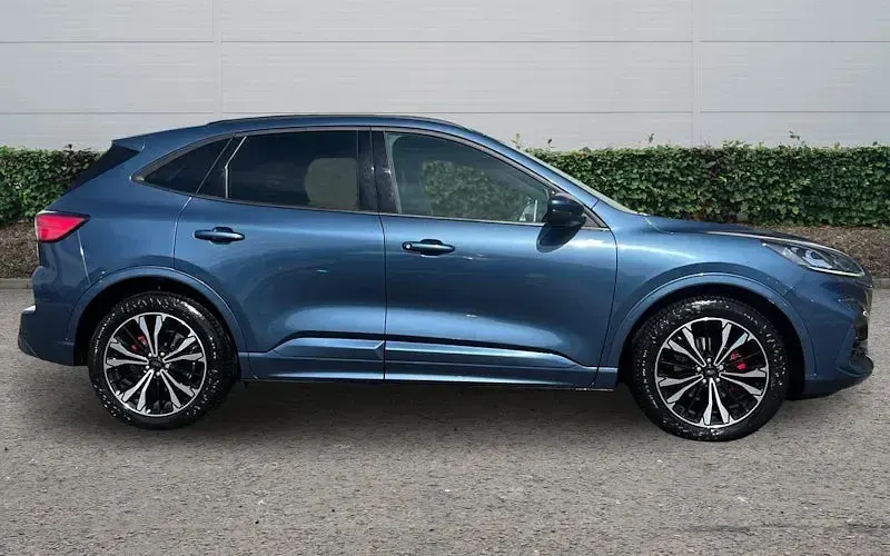 Used Ford Kuga ST-Line X 150 HP (110 kW) 2023 Blue SUV