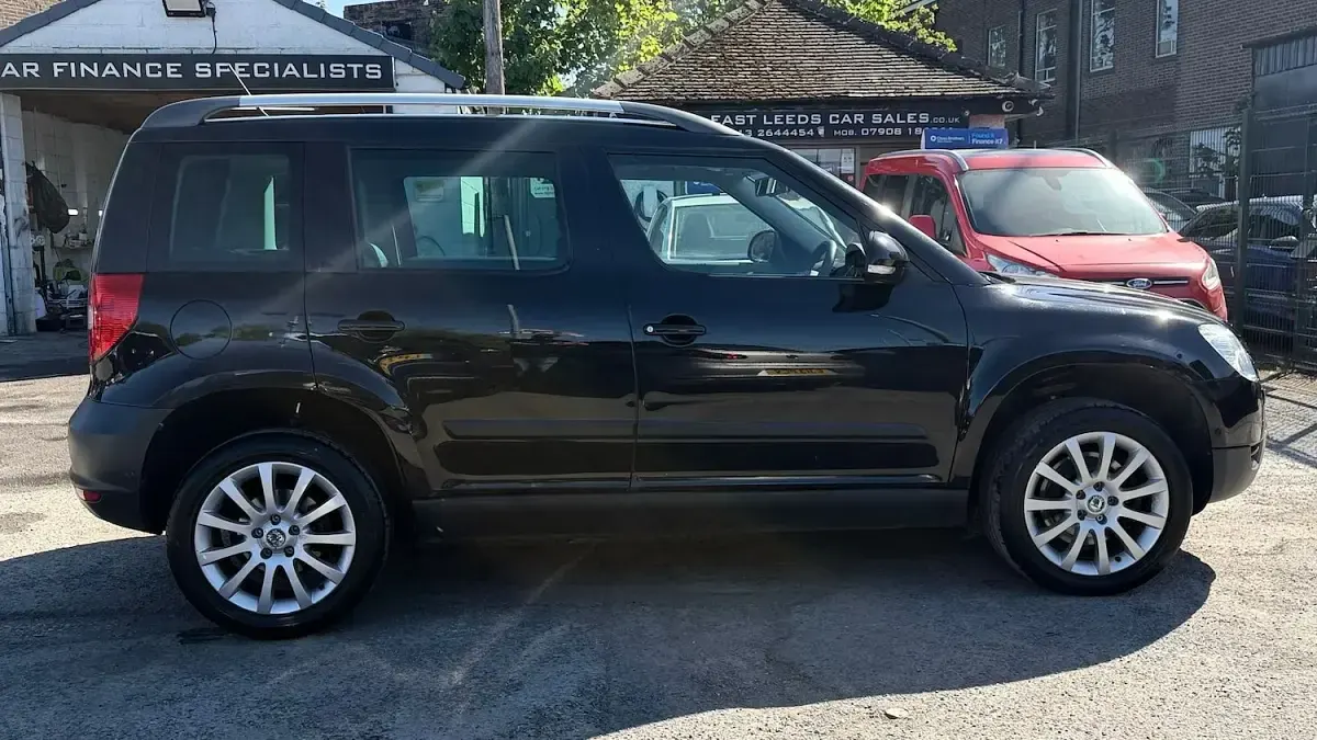 Used Skoda Yeti Elegance 170 HP (125 kW) 2012 Black SUV