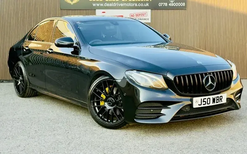 Used Mercedes E220 AMG line 194 HP (142 kW) 2019 Sedan