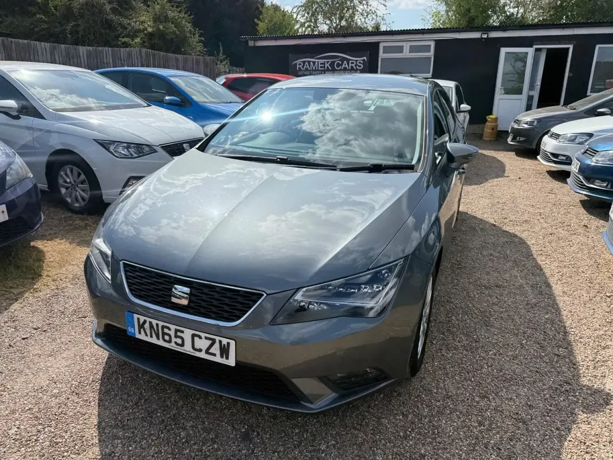Used Seat Leon SE 110 HP (80 kW) 2015 Grey Hatchback