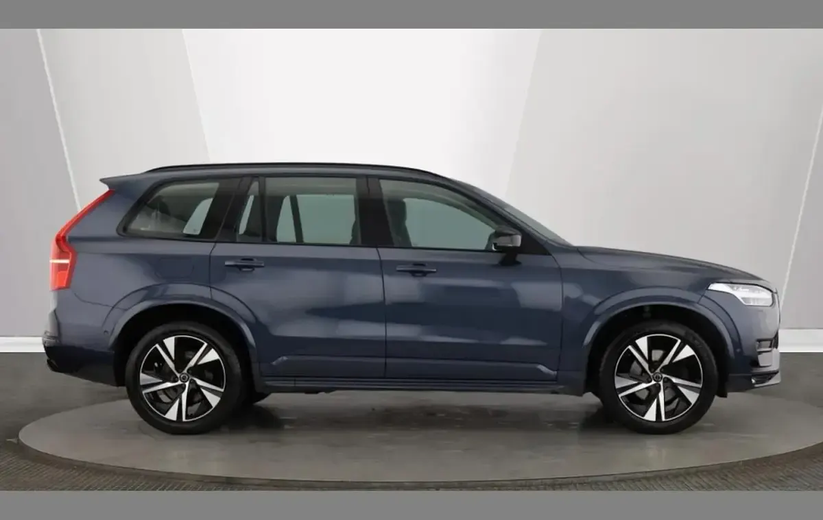 Used Volvo XC90 Plus 235 HP (172 kW) 2022 Blue SUV