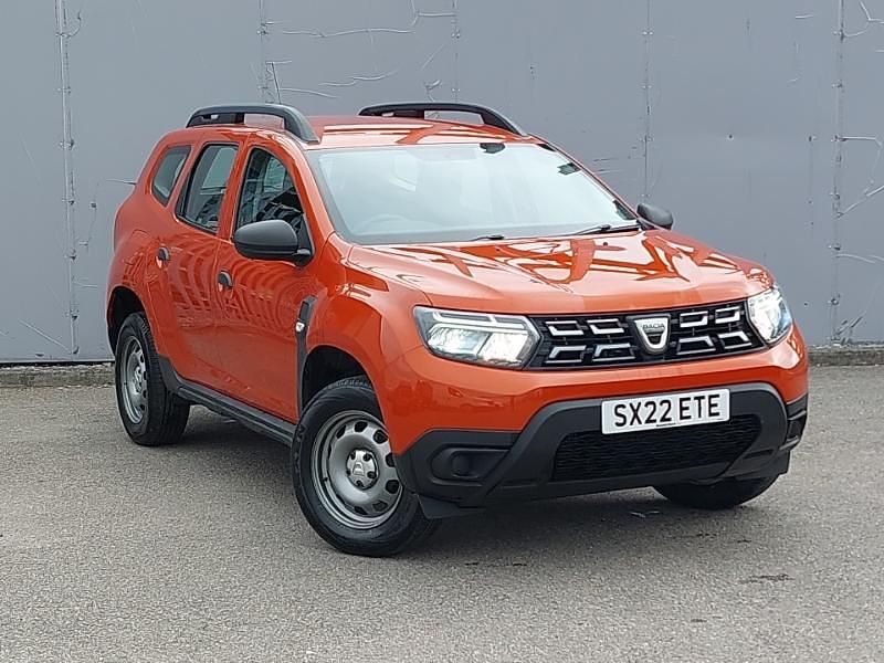 Used Dacia Duster Essentiel 90 HP (66 kW) 2022 Orange SUV