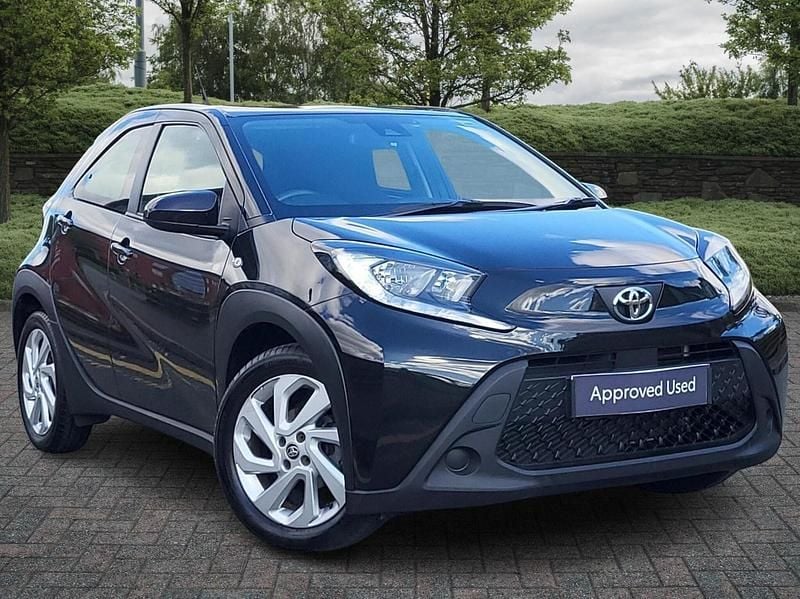 Black Used 2023 Toyota Aygo PURE Hatchback | £12,273 (Good price) - Image 1/4