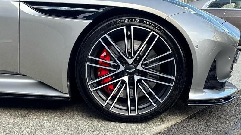 Used Aston Martin DB12 680 HP (500 kW) 2024 Cabriolet