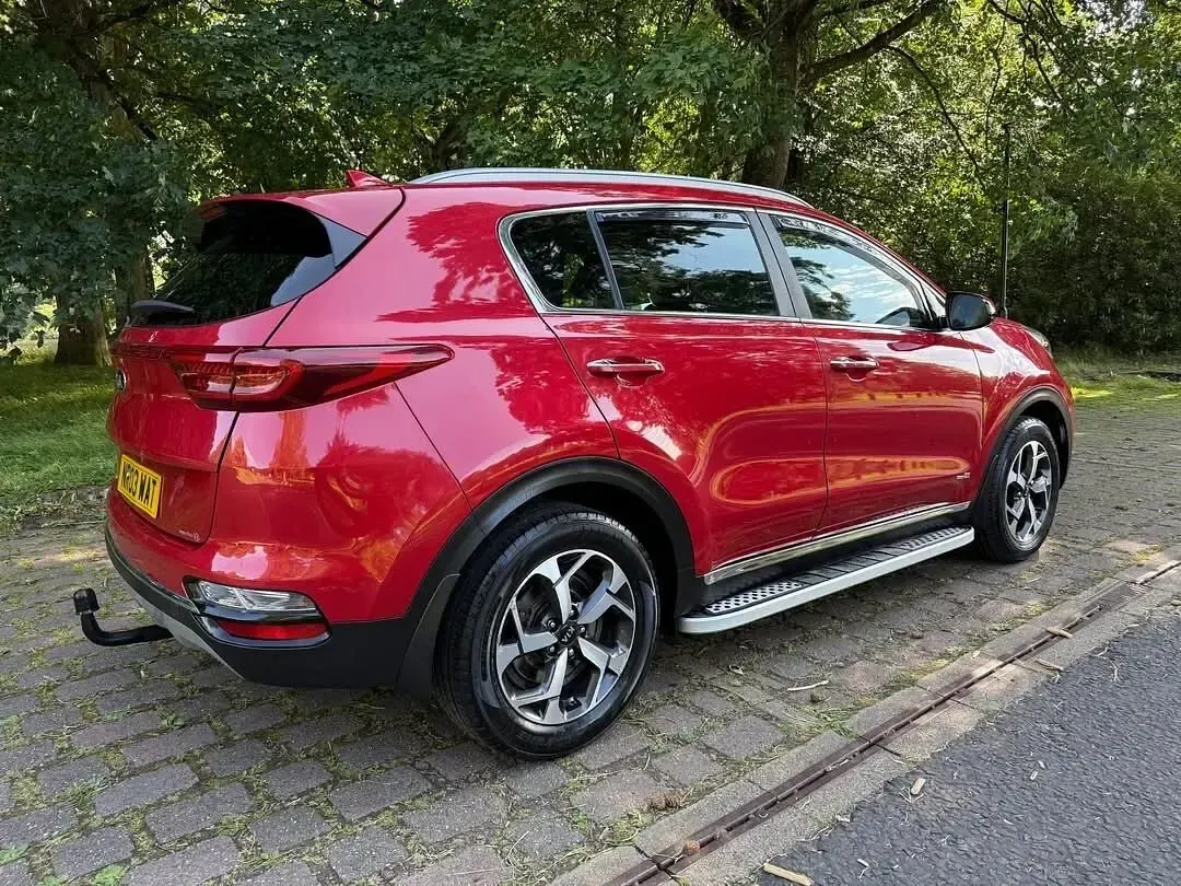 Used Kia Sportage 130 HP (95 kW) 2018 Red SUV
