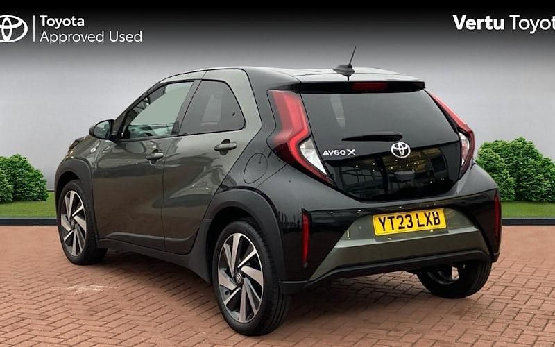 Used Toyota Aygo X 72 HP (52 kW) 2025 SUV