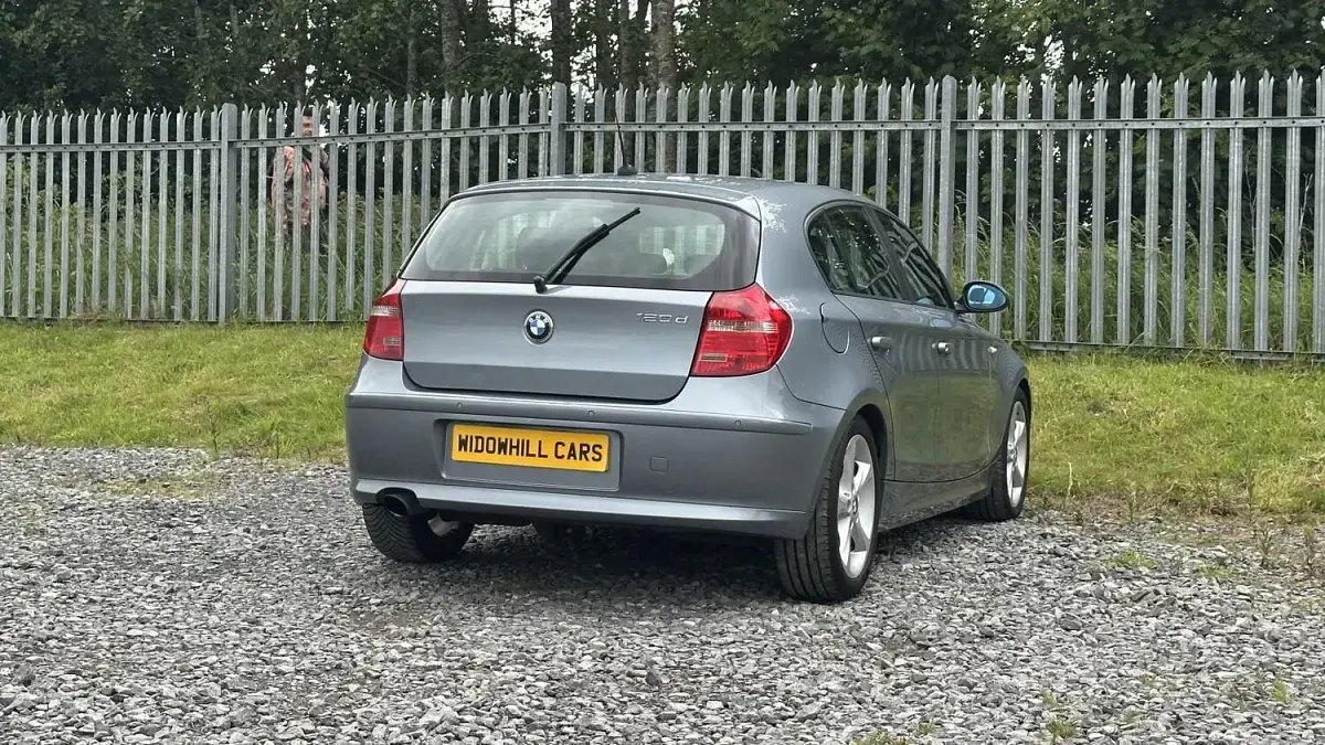 Used BMW 120 2007 Blue Hatchback