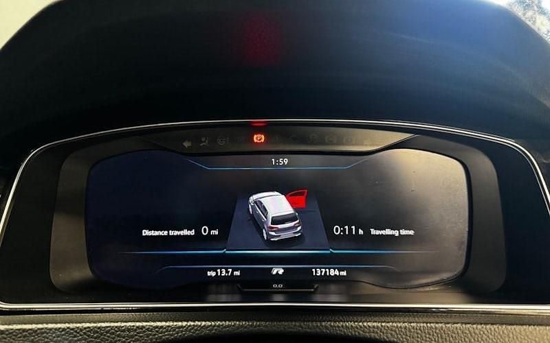 Used VW Golf VII R 300 HP (220 kW) 2016 Hatchback