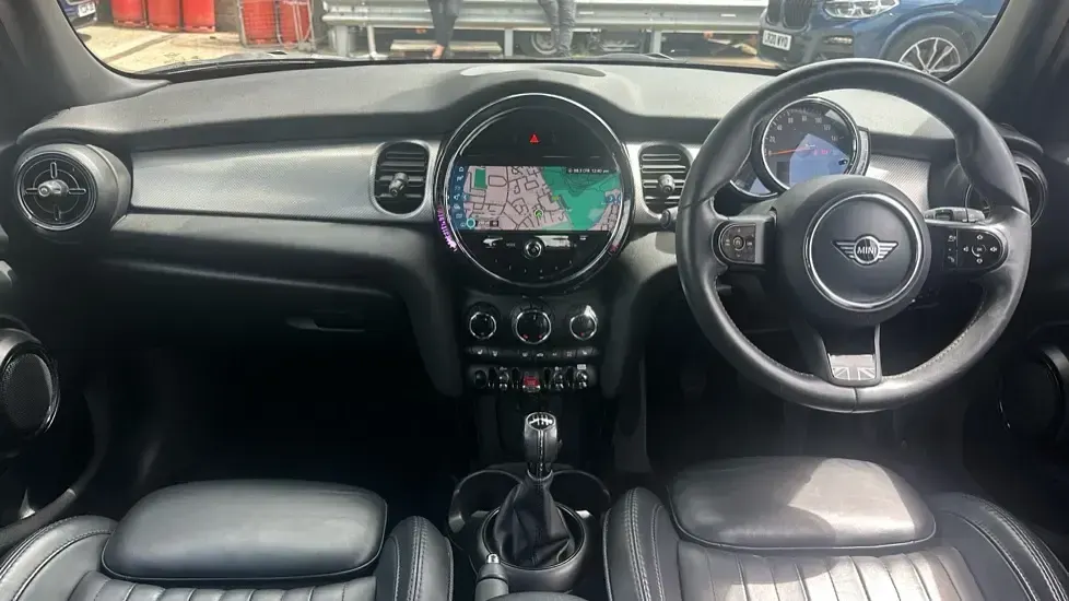 Used Mini Cooper Exclusive 134 HP (98 kW) 2022 Black Hatchback