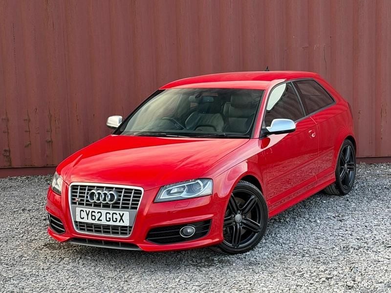 Used Audi S3 Sportback 265 HP (194 kW) 2012 Red Hatchback