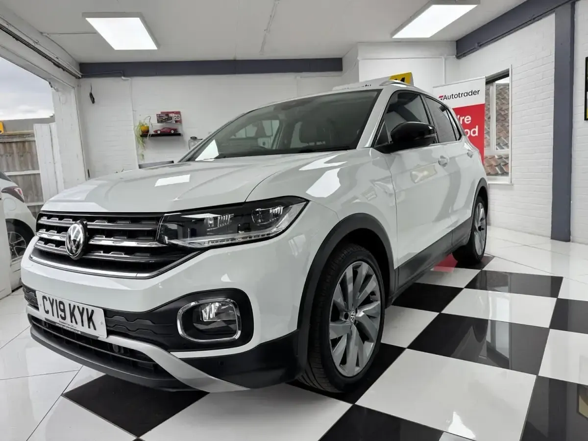 Used VW T-Cross Edition 115 HP (84 kW) 2019 White SUV