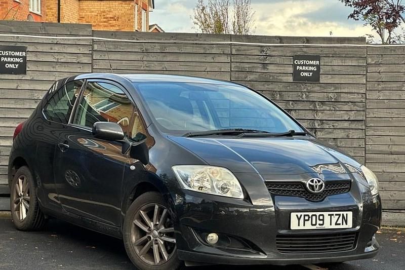 Black Used 2009 Toyota Auris Hatchback | £2,999 (Fair price) - Image 1/1