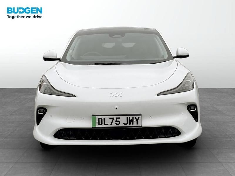 Used MG IM6 553 kW (752 HP) 2026 White SUV