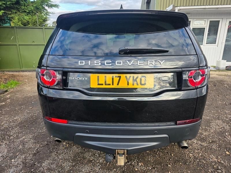 Used Land Rover Discovery Sport SE 180 HP (132 kW) 2017 Black SUV