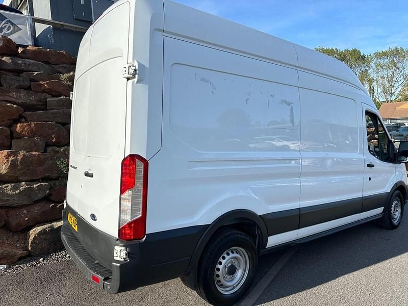 Used Ford Transit 125 HP (91 kW) 2016 White Van