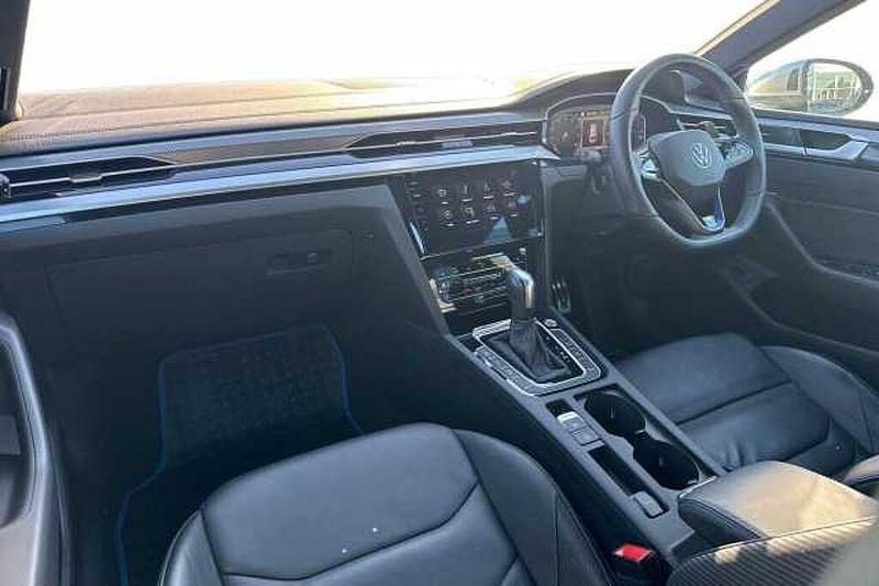 Usado VW Arteon R 320 HP (235 kW) 2022 Azul Carrinha