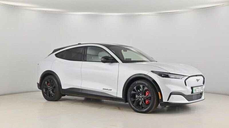 White Used 2023 Ford Mustang Mach-E Premium SUV | £29,995 (Good price) - Image 1/4